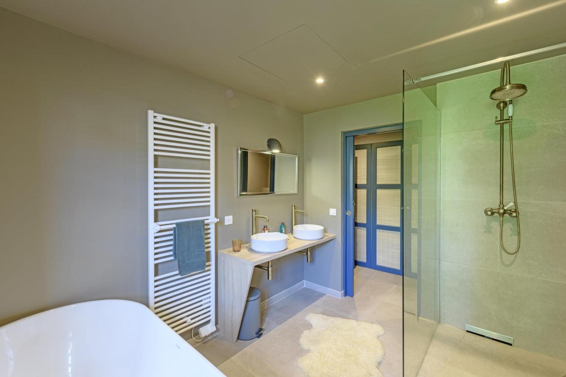 Bastide De Bellegarde Bed & Breakfast Avignon Ngoại thất bức ảnh
