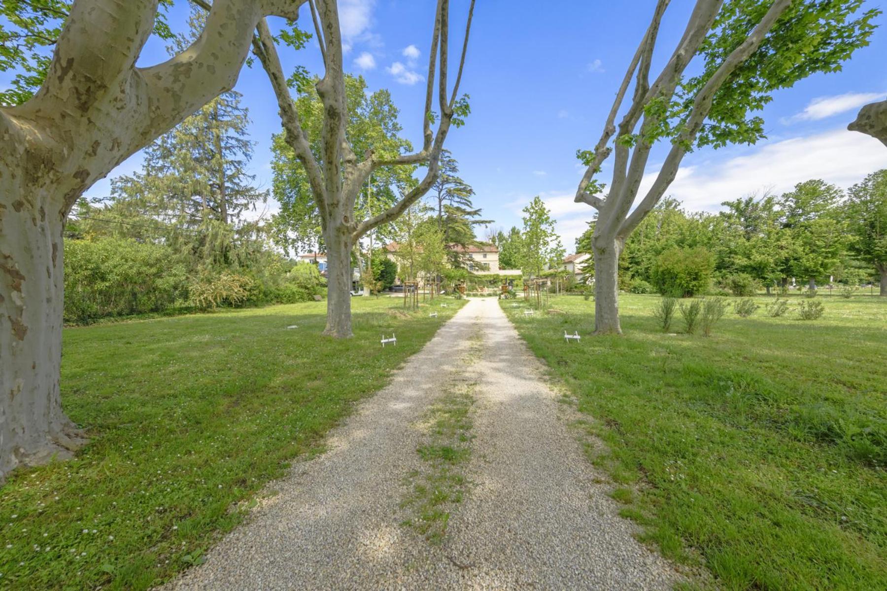 Bastide De Bellegarde Bed & Breakfast Avignon Ngoại thất bức ảnh